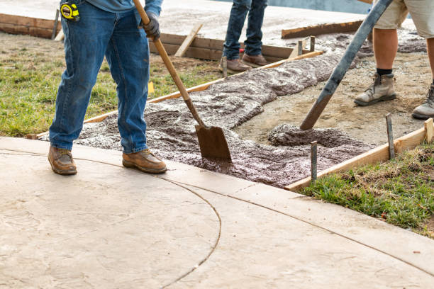 Best Concrete Driveway Installation  in Franklin, WI